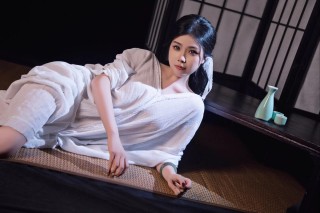 漂亮是资本,狐狸精则是赞美.