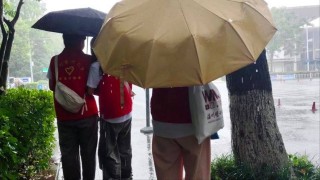 调研路上，风雨无阻