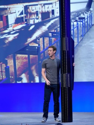 扎克伯格奋斗史：成功源于自信与专注