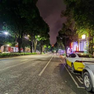 霓虹灯下（外一首）