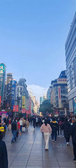 上海南京路步行街地铁坐到哪一站（到南京东路坐几号地铁）