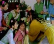 宝玉不见且留下 （打一字）