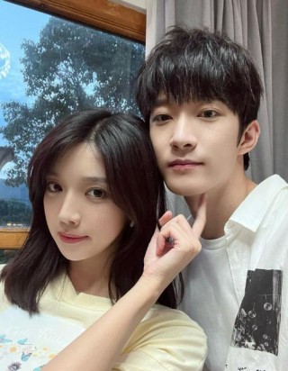 毕业十年第二章跳跳生日宴偶遇学长告白