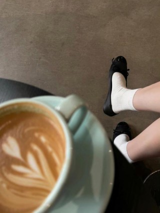 滴入咖啡的眼泪