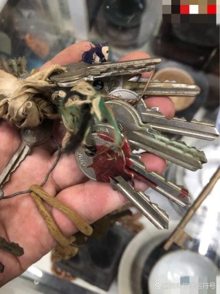 被岁月锈蚀的钥匙