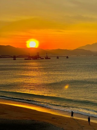 观海上日出，赏自然之美