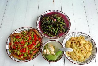 江西四口之家晚餐在朋友圈火了，网友：过自己的生活，拒绝精致穷