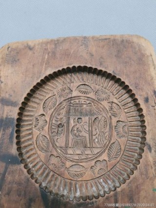 父亲珍藏的清代月饼模