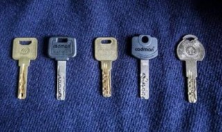 一把备用钥匙