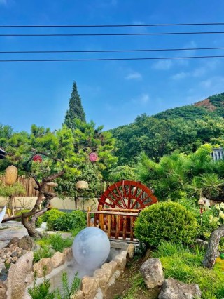 依山而建的森林度假民宿——春有百花秋有月，夏有凉风冬有雪