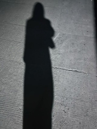 路灯下的影子格言 路灯下的影子说说