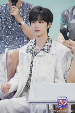 《夏日少年派》最新一期：丁程鑫的逆袭之路有多“坎坷”？