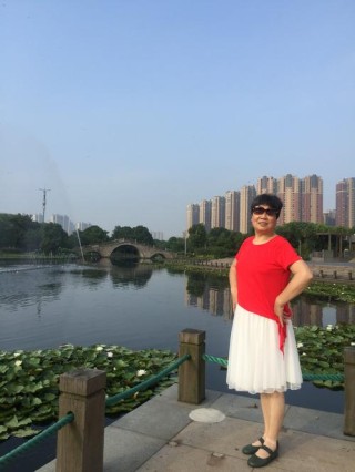 许我一生倾芳华