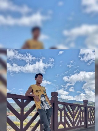 云南傈僳族小伙只会唱“我是云南的”被吐槽视频毫无营养