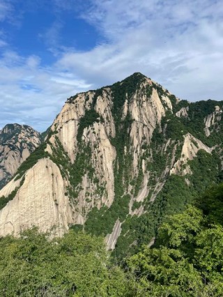 爬华山