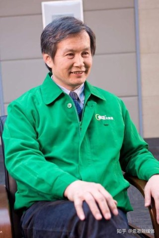 皇明掌门人黄鸣：追逐太阳的现代“狂人”