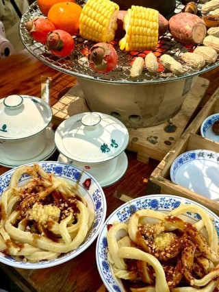 假期看消费丨浓浓文艺味，品一品这道“文化餐”