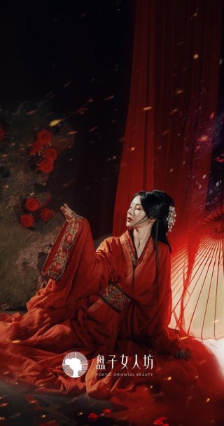 改道皆为红衣女