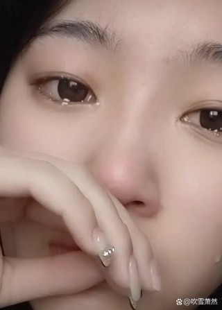 跑起来的人，哭着都那么迷人