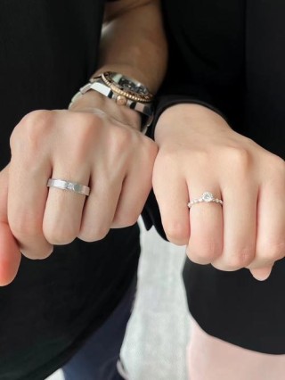 关于指尖的爱情