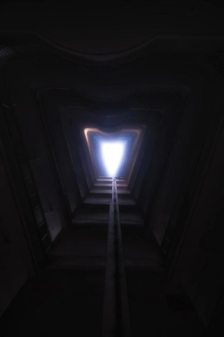 穿越黑暗，迎接光明