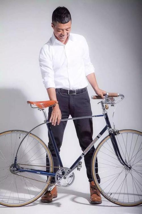 张向东：一路朝西  第1张