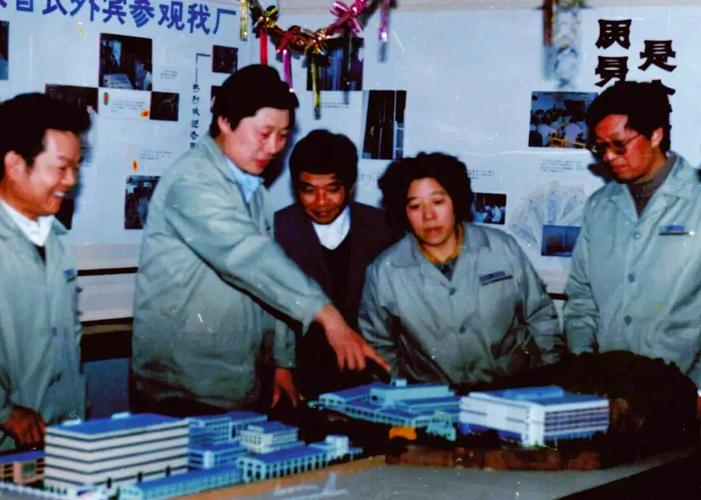 海尔张瑞敏：从砸冰箱到“砸组织”，他说没有成功的企业  第1张