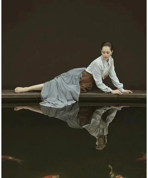 海清求青年导演给机会：积极寻找出路的人，你有什么资格嘲笑?  第1张