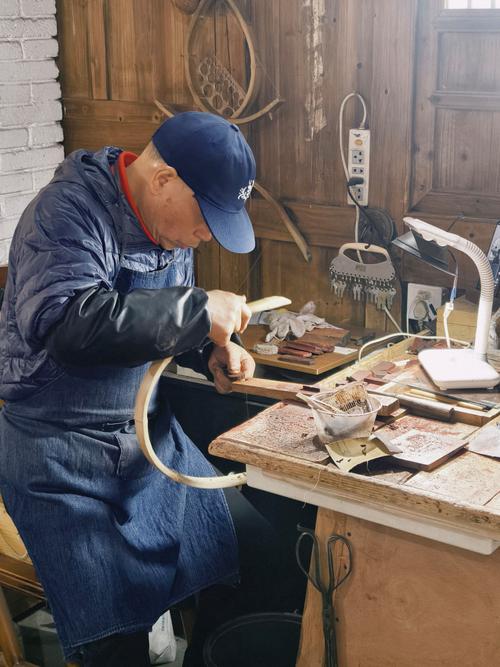 爷爷是个篾匠  第1张