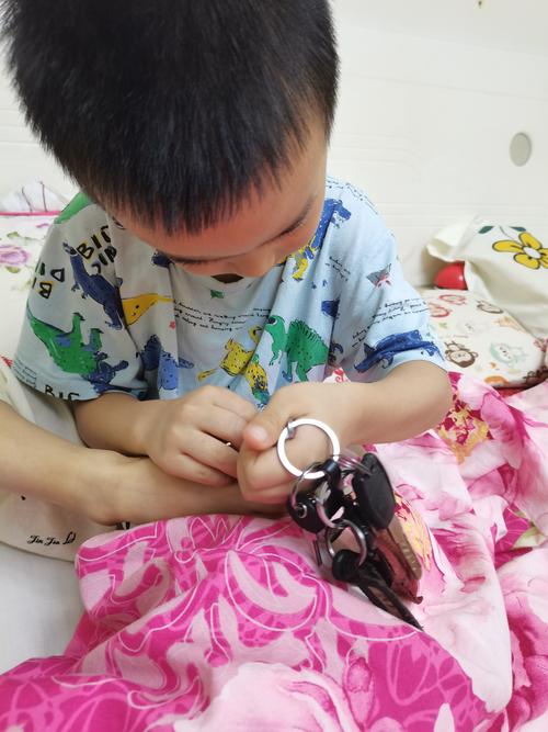 我给公爹剪指甲  第1张