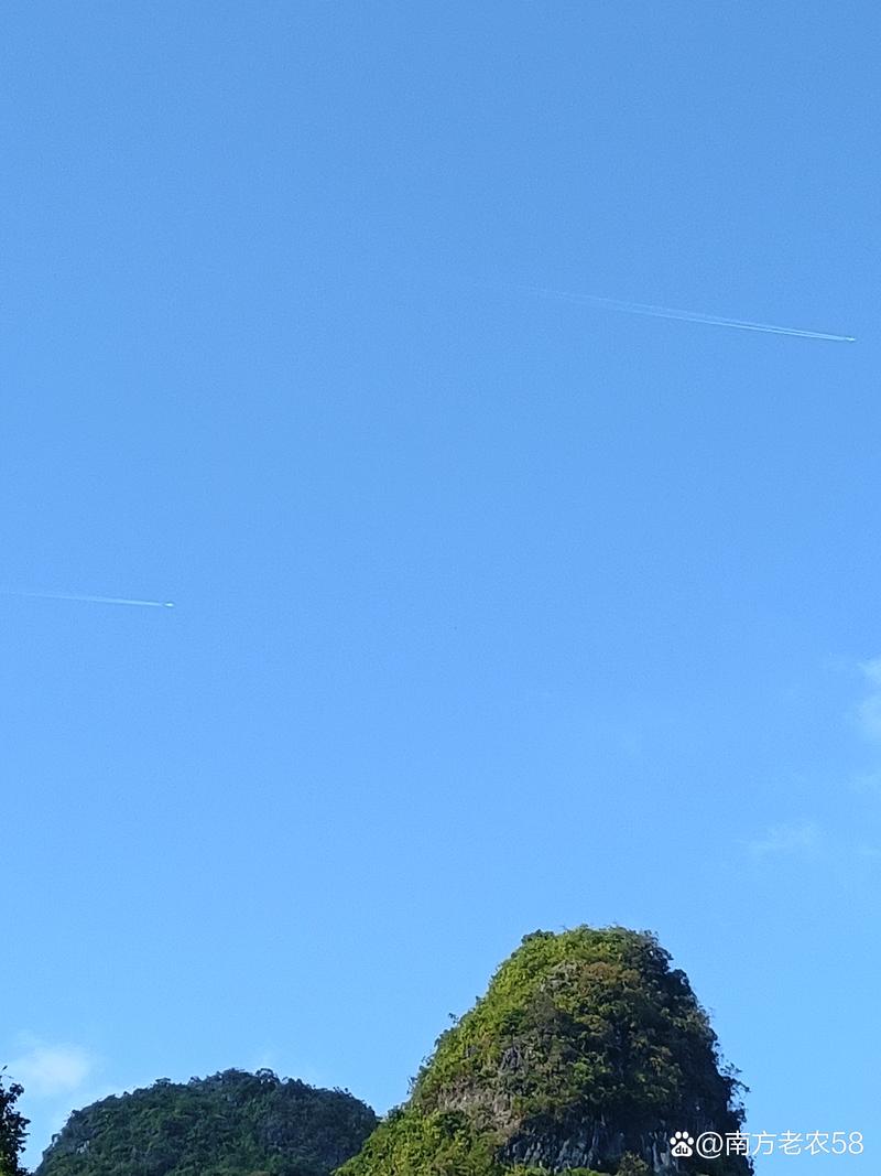 那一抹湛蓝  第1张