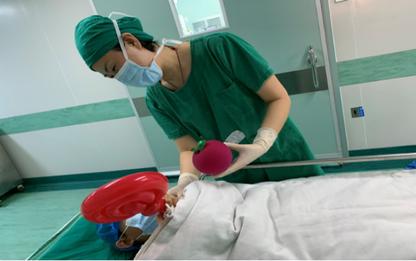 爱的麻醉  第1张