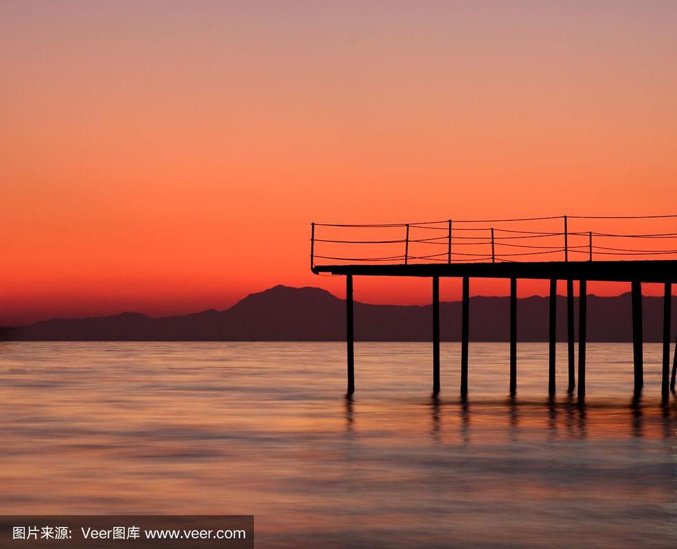夕阳下的影望：第一章  第1张