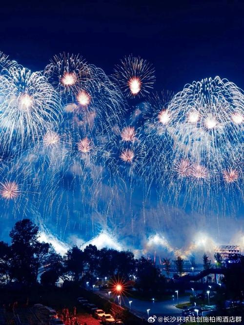 一辈子观望的烟火 第1张 一辈子观望的烟火 第1张