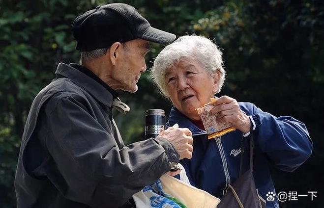 生命中陪伴你时间最长的人  第1张