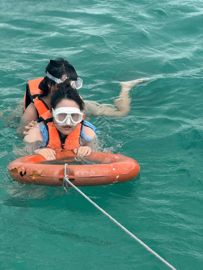 戏水两天  第1张