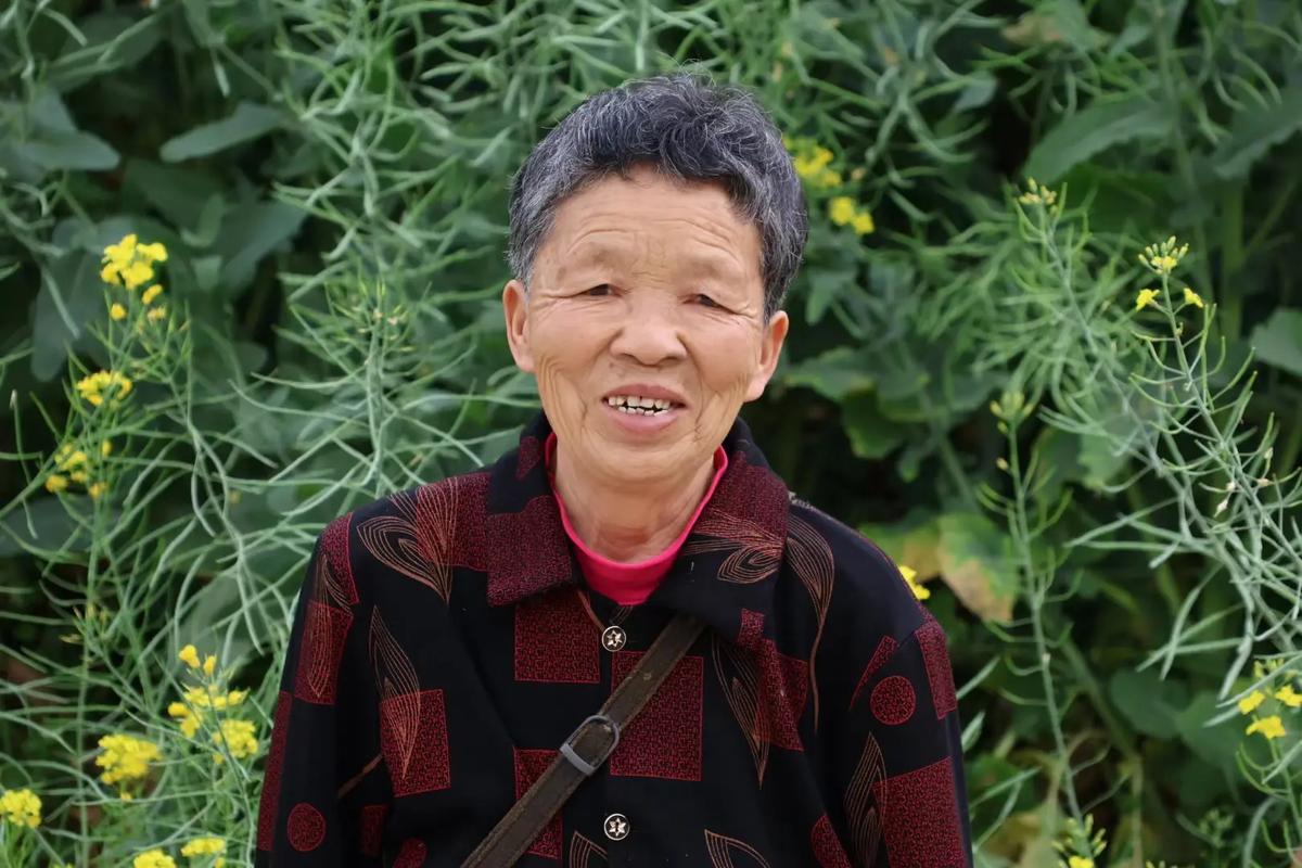 老家老娘  第1张