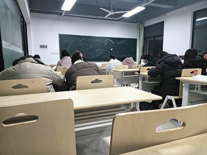 第六章晚自习  第1张