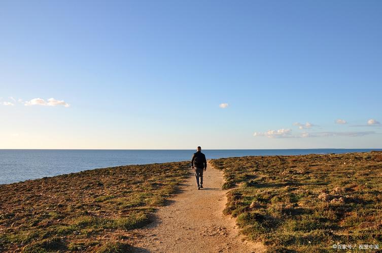 随时远去  第1张