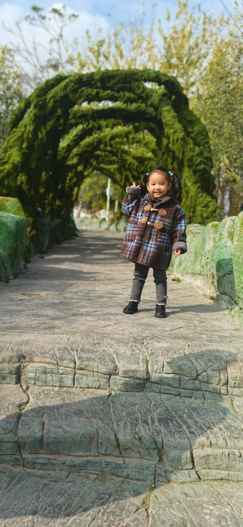 天真勇敢  第1张