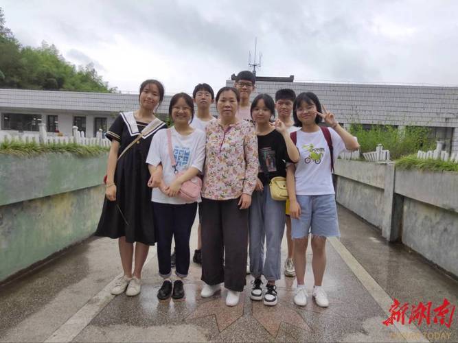 深耕教研培沃土 一片丹心育桃李——桂东县沤江中学教师崔锦遐  第1张