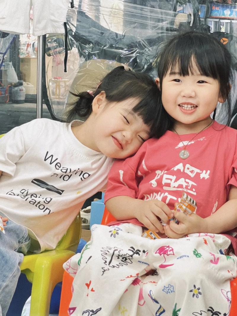 童年的玩伴  第1张