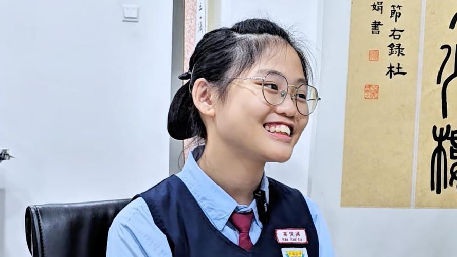 我的记者老师  第1张