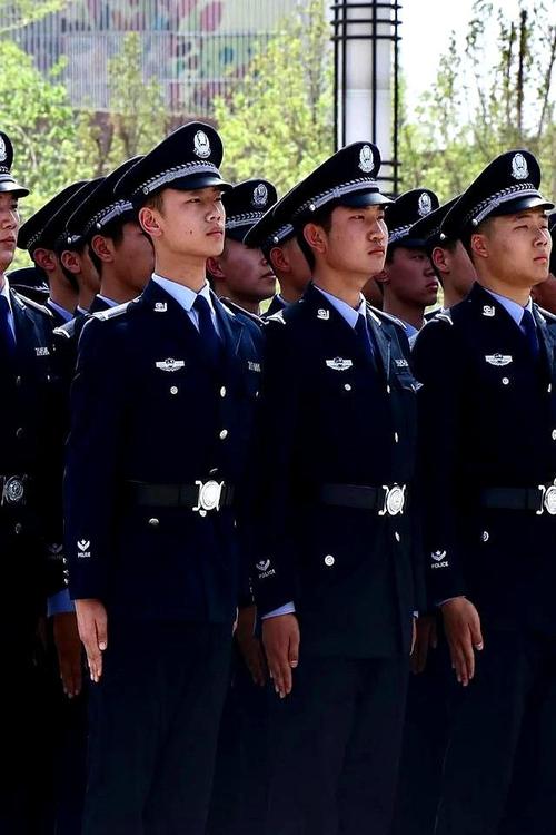 专属警校生的军训  第1张