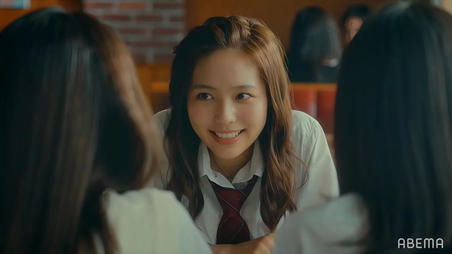 青春是前世吻过你脸庞的姑娘  第1张