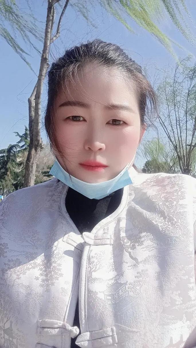 等待，只是为了找借口不离开  第1张