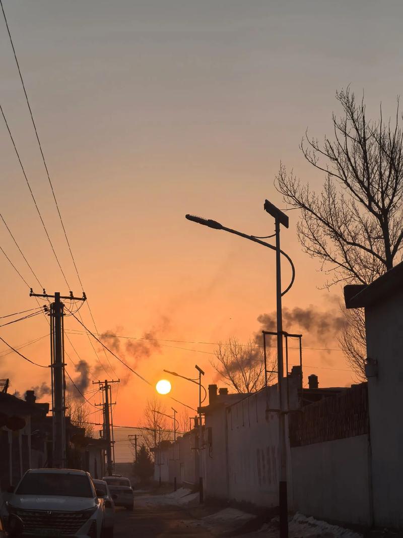清晨，日出，人间烟火  第1张