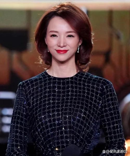 光环之外的董卿,到底是一个怎样的人? 第1张 光环之外的董卿,到底是一个怎样的人? 第1张