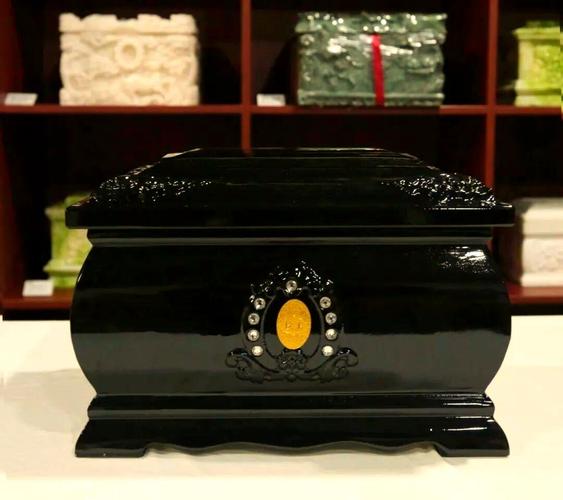 骨灰盒  第1张