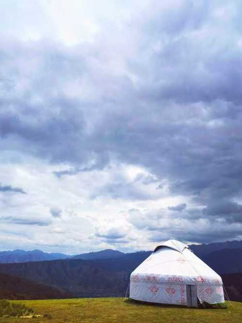 六月·远行  第1张